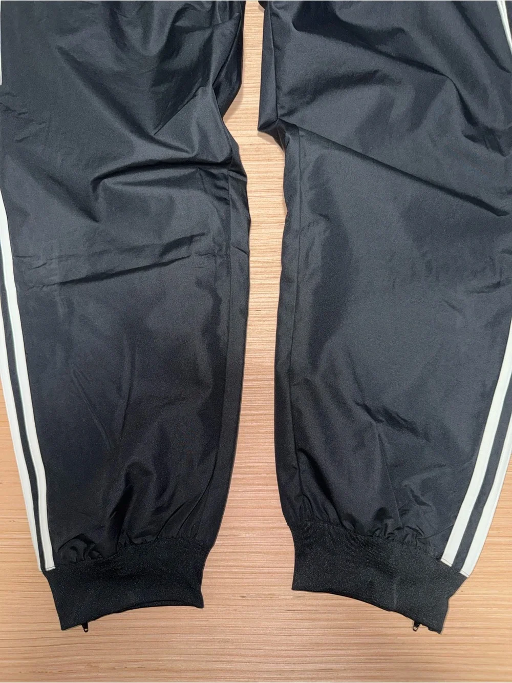 NWT | ADIDAS ATLANTA TRACK PANTS | X-Large